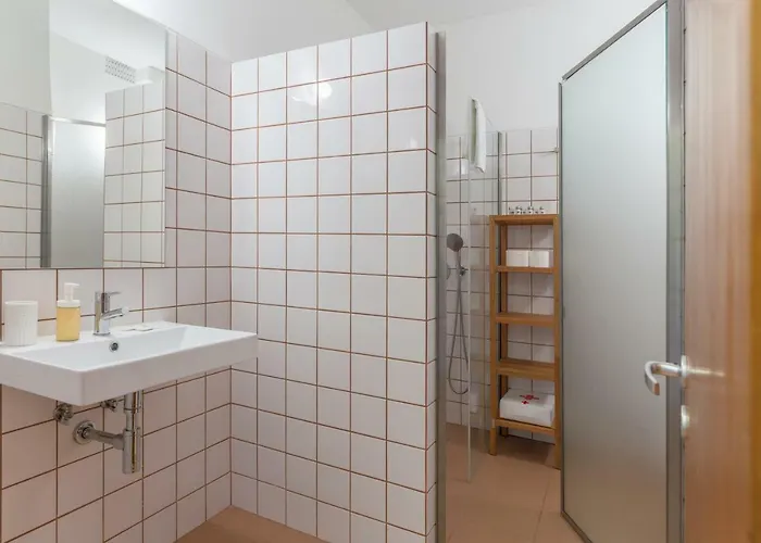 - Trindade Tower Oporto