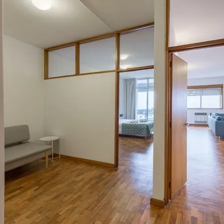 - Trindade Tower 公寓 *