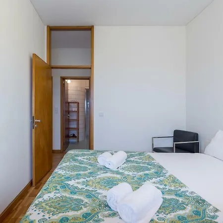 - Trindade Tower Apartment *